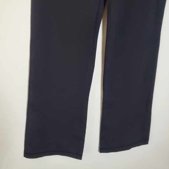 Lululemon Black straight leg stretchy athleisure pants Size 8 good condition - Picture 11 of 11
